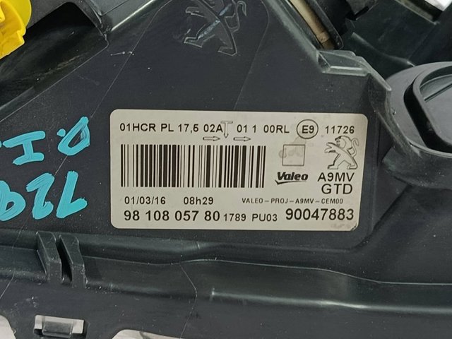 Reflektor lewy 9810805780 PEUGEOT