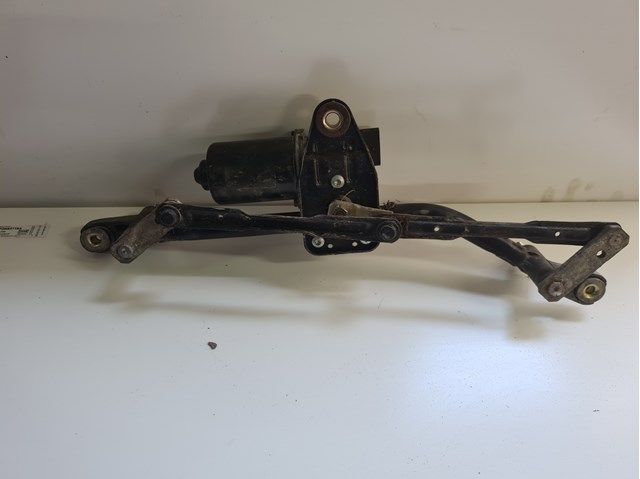 Silniczek wycieraczki szyby przedniej 9811007000 HYUNDAI