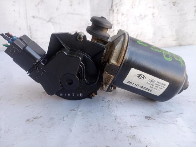 Silniczek wycieraczki szyby przedniej 981102F000 HYUNDAI