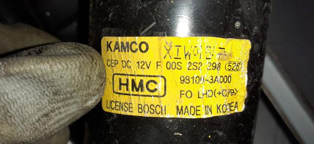 Silniczek wycieraczki szyby przedniej Hyundai Trajet FO