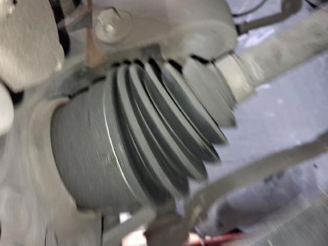 Przegub homokinetyczny wewnętrzny przedni prawy 9811176780 PEUGEOT