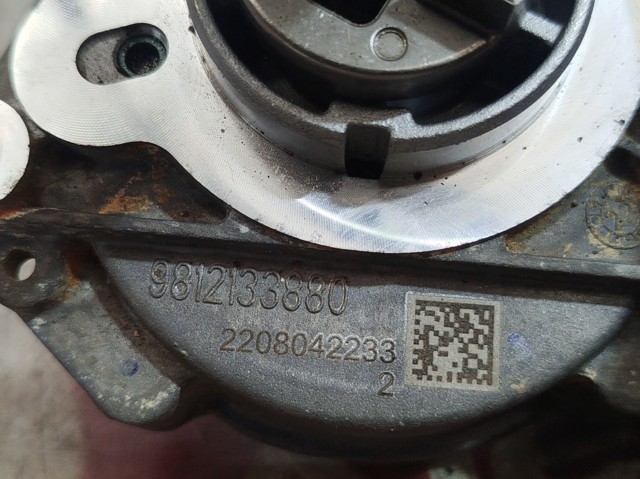 Pompa podciśnienia 9812133880 OPEL