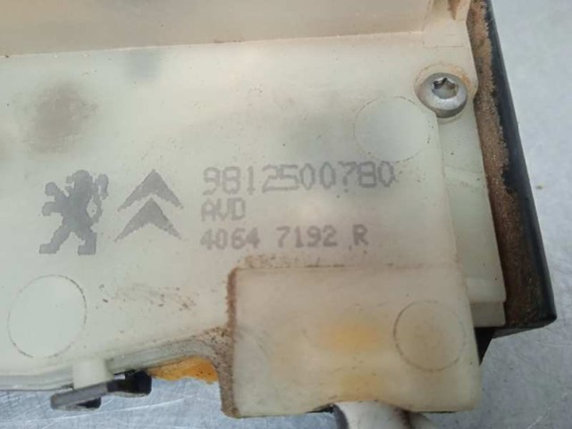 Zamek drzwi przednich prawych 9812500780 PEUGEOT