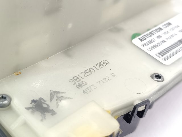 Zamek drzwi tylnych lewych 9812501280 PEUGEOT