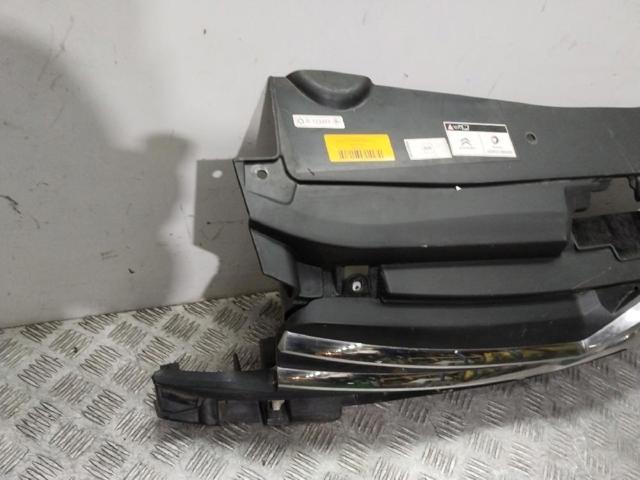 Atrapa chłodnicy Citroen C5