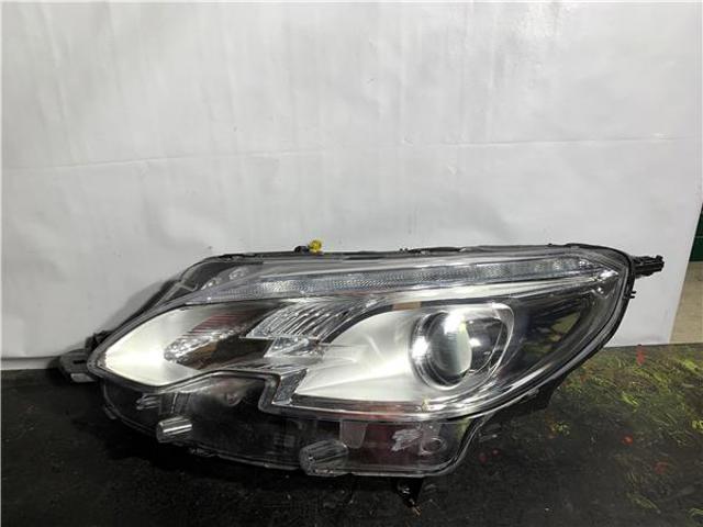 Reflektor lewy 9815405780 PEUGEOT