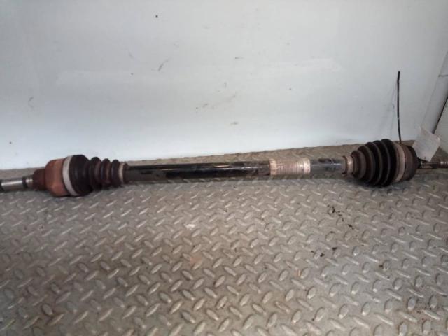 Półoś napędowa przednia prawa 9816309080 PEUGEOT
