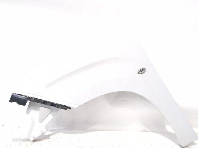 Błotnik przedni lewy 9816482780 OPEL
