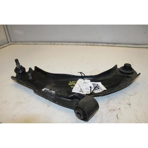 Wahacz zawieszenia przedniego dolny prawy 9816865480 PEUGEOT