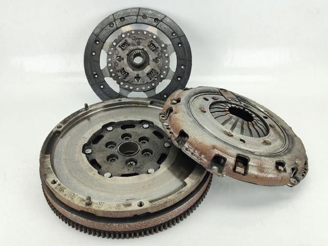 Koło zamachowe silnika 9818024380 PEUGEOT