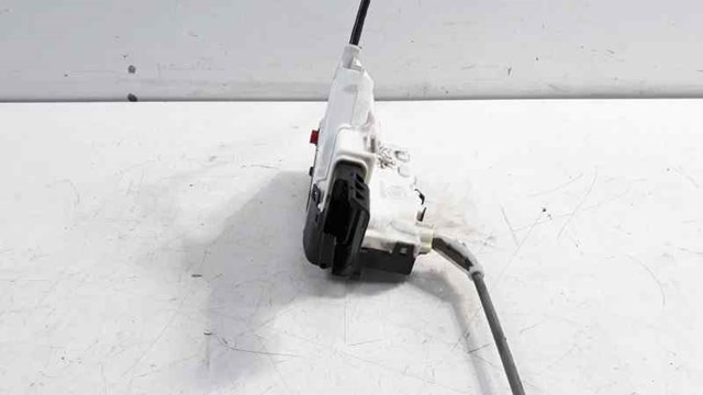 Zamek drzwi tylnych lewych 9819026680 PEUGEOT