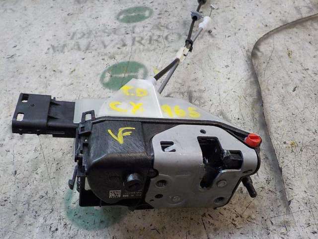 Zamek drzwi tylnych prawych 9819038880 PEUGEOT