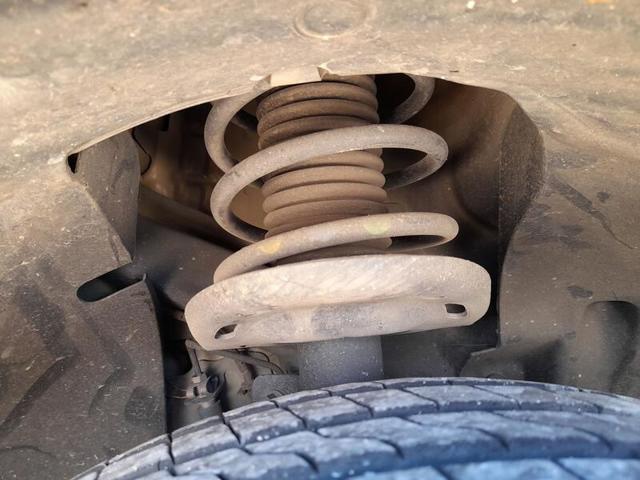 Amortyzator przedni prawy 9819233680 PEUGEOT