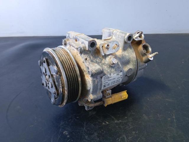Sprężarka klimatyzacji 9819711380 OPEL