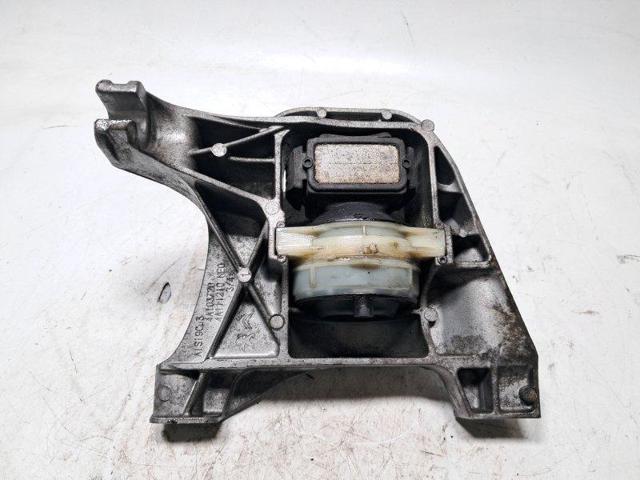Poduszka (podpora) silnika prawa 9820296280 PEUGEOT