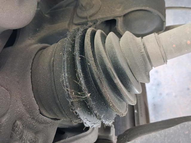 Półoś napędowa przednia prawa 9820471180 PEUGEOT