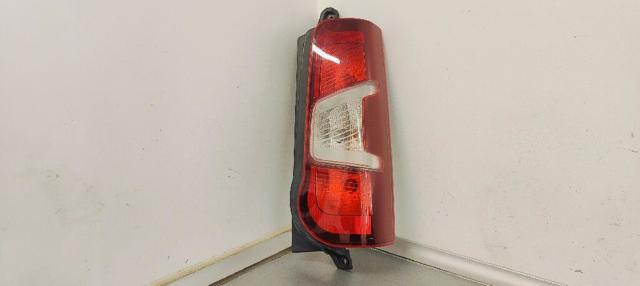 Lampa zespolona tylna prawa 9820554880 PEUGEOT