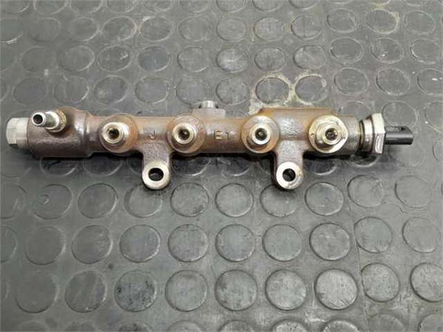 Rozdzielacz paliwa 9821399680 FIAT