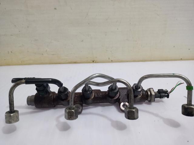 Rozdzielacz paliwa 9821399680 OPEL