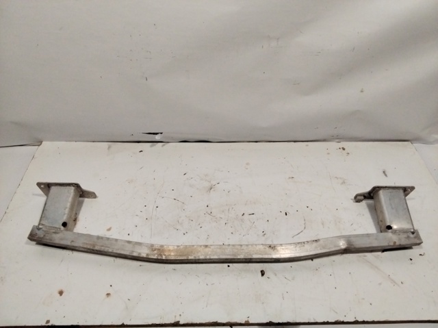 Wzmocnienie zderzaka przedniego 9822100180 PEUGEOT
