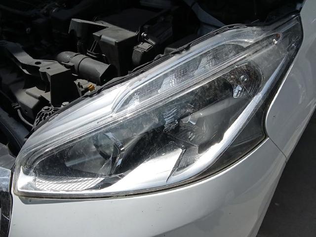 Reflektor prawy do Mazda 323 BA
