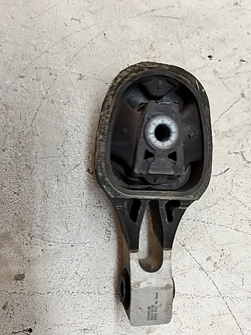 Poduszka (podpora) silnika tylna 9824116780 OPEL