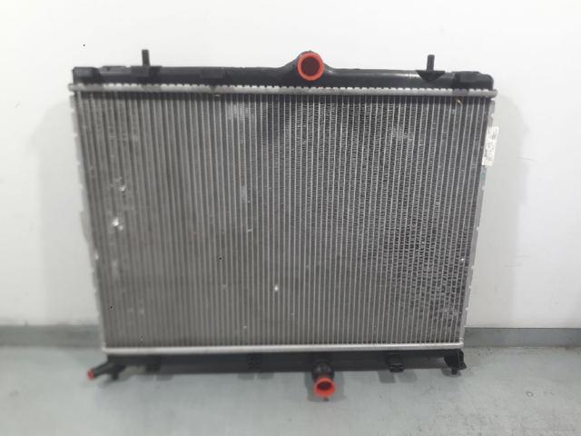 Chłodnica silnika 9825333380 OPEL