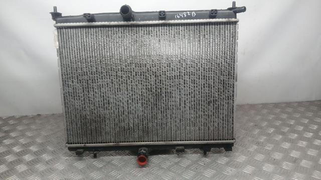 Chłodnica silnika 9825333380 PEUGEOT