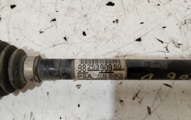 Półoś napędowa przednia prawa 9825390980 OPEL