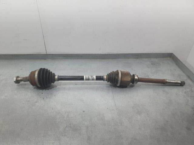 Półoś napędowa przednia prawa 9825390980 OPEL