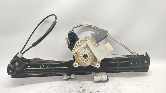 Mechanizm podnoszenia szyby drzwi przednich prawych 9826079480 PEUGEOT