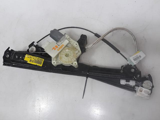 Mechanizm podnoszenia szyby drzwi przednich prawych 9826079480 PEUGEOT