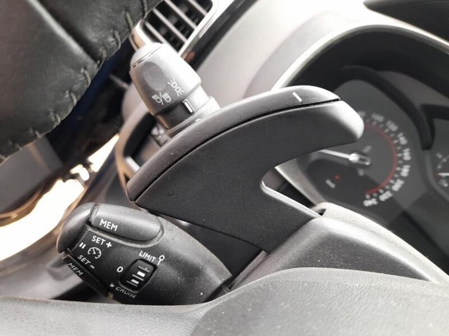 Przełącznik zespolony, w komplecie 98262596ZD PEUGEOT