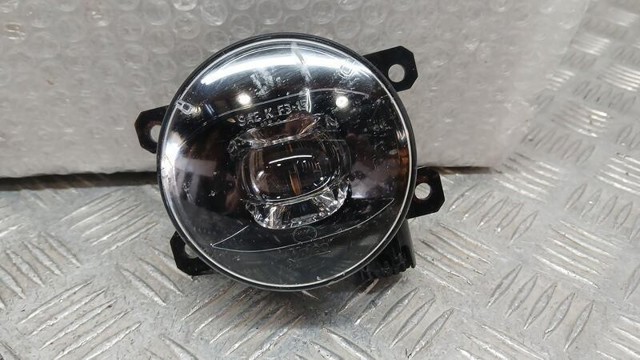 Lampa przeciwmgielna lewa/prawa 9826960480 PEUGEOT
