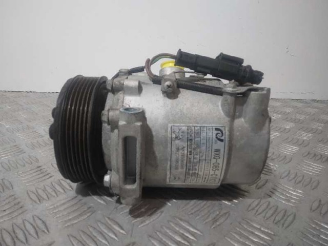 Sprężarka klimatyzacji 9827596080 OPEL