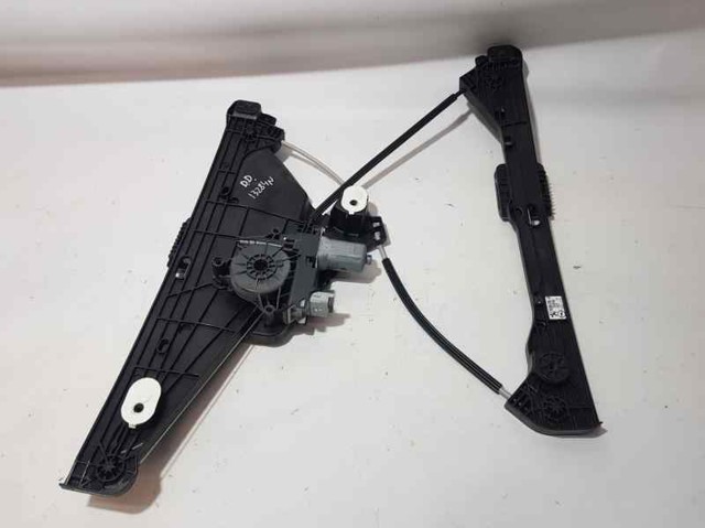 Mechanizm podnoszenia szyby drzwi przednich prawych 9829043380 OPEL