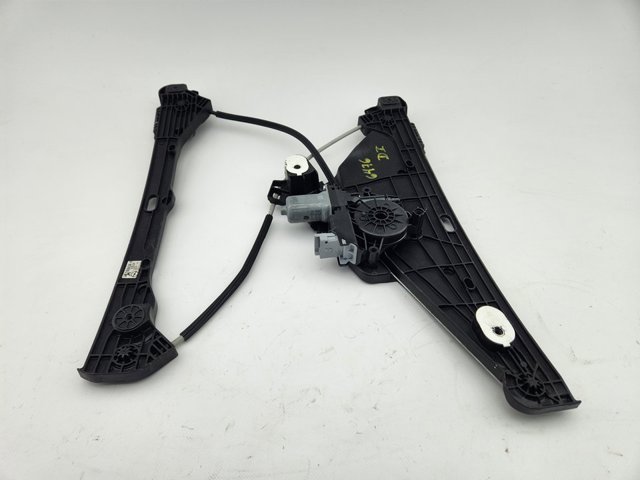 Mechanizm podnoszenia szyby drzwi przednich lewych 9829043680 PEUGEOT