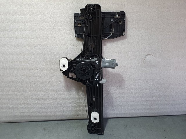 Pompa podciśnienia 9829045580 PEUGEOT