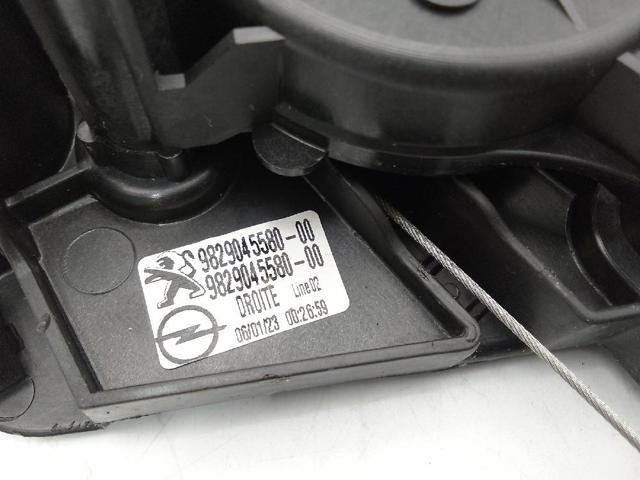 Pompa podciśnienia 9829045580 PEUGEOT