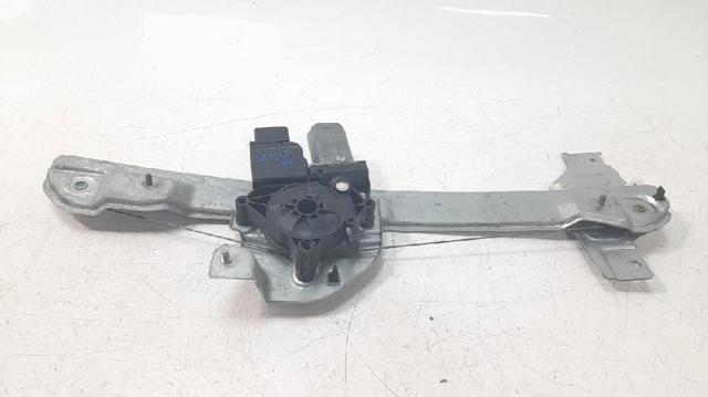 Sprężarka klimatyzacji 9829512880 PEUGEOT