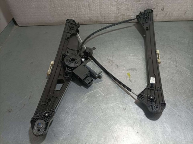 Mechanizm podnoszenia szyby drzwi przednich prawych 9830389280 PEUGEOT