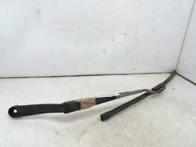 Ramię wycieraczki szyby przedniej 983103E010 HYUNDAI