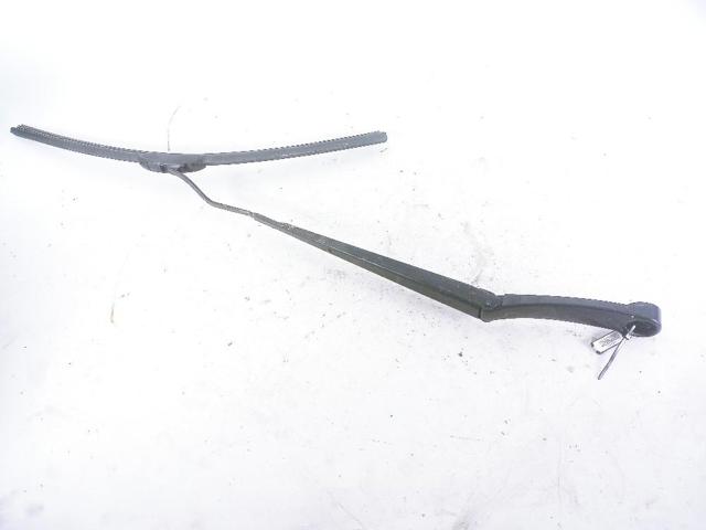 Ramię wycieraczki szyby przedniej 98311D7000 HYUNDAI