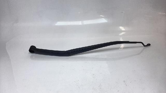 Ramię wycieraczki szyby przedniej 98311D7000 HYUNDAI