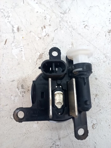 Lampa przeciwmgielna lewa 9831303880 OPEL