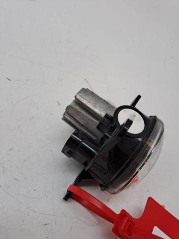 Lampa przeciwmgielna lewa 9831303880 PEUGEOT