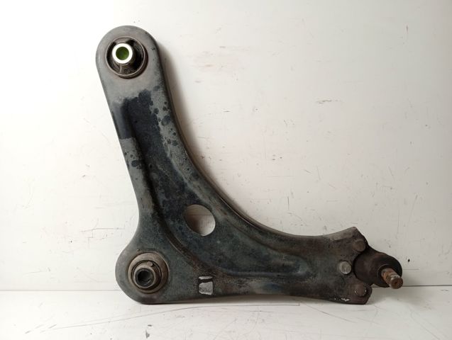 Wahacz zawieszenia przedniego dolny lewy 9831626480 PEUGEOT
