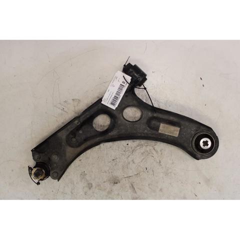 Wahacz zawieszenia przedniego dolny lewy 9831626480 PEUGEOT