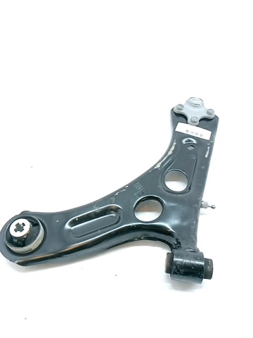 Wahacz zawieszenia przedniego dolny prawy 9832039280 OPEL