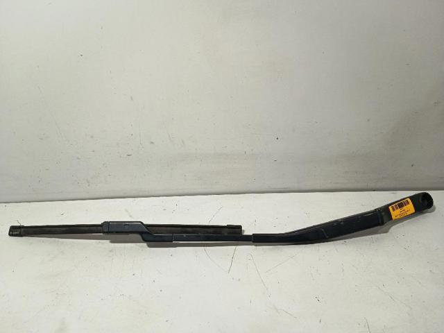 Ramię wycieraczki szyby przedniej 983211H000 HYUNDAI